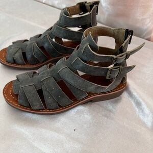 Cat by Caterpillar Womens Sandals Size 8 Grey  New with Tags